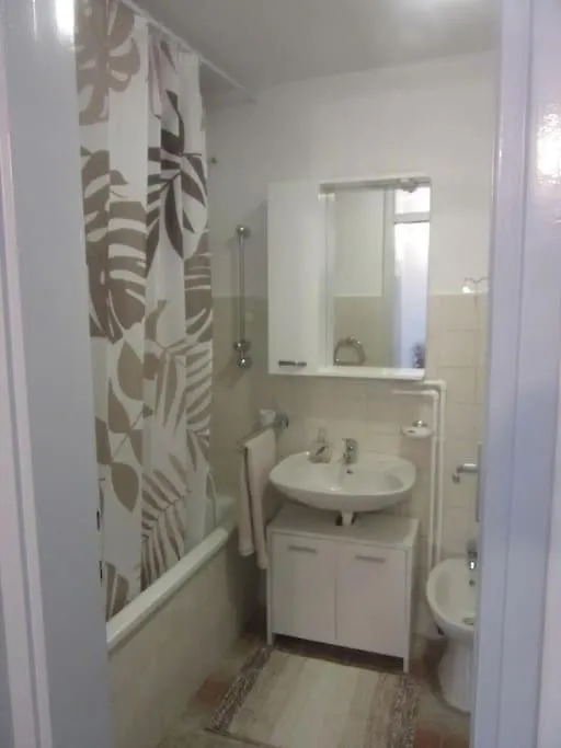 Apartman Ira - Prelijep Stan + Besplatni Parking Pula Apartment